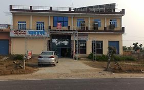 Royale Resort Khurja 3*